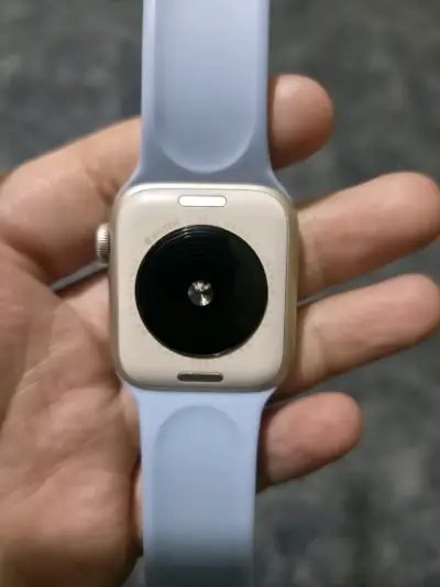 Apple Watch SE (2a. generación) - miniatura 3