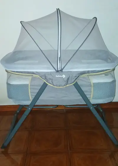 Cuna moisés con mosquitero - miniatura 1