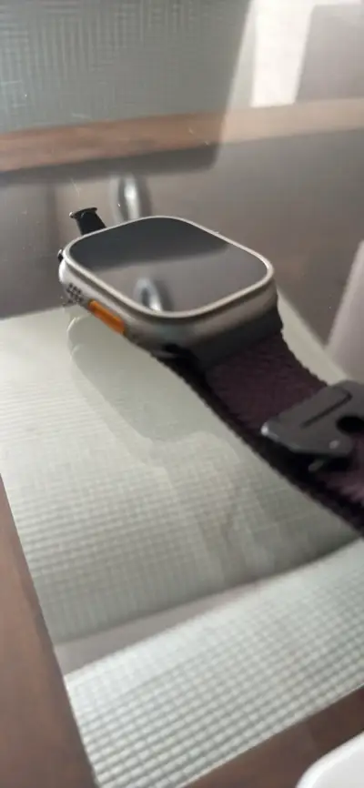Apple Watch Ultra 2 , titanio celular - miniatura 1