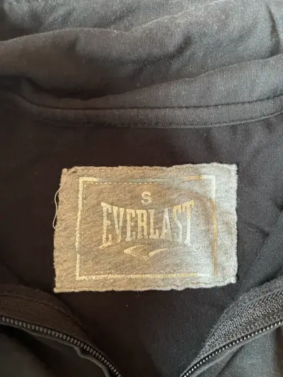 Polerón negro Everlast con cierre - miniatura 2