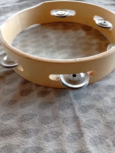 Pandereta de madera clásica - miniatura 2