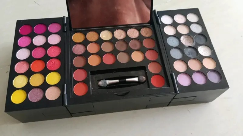 Paleta de maquillaje Glamfactor - 3