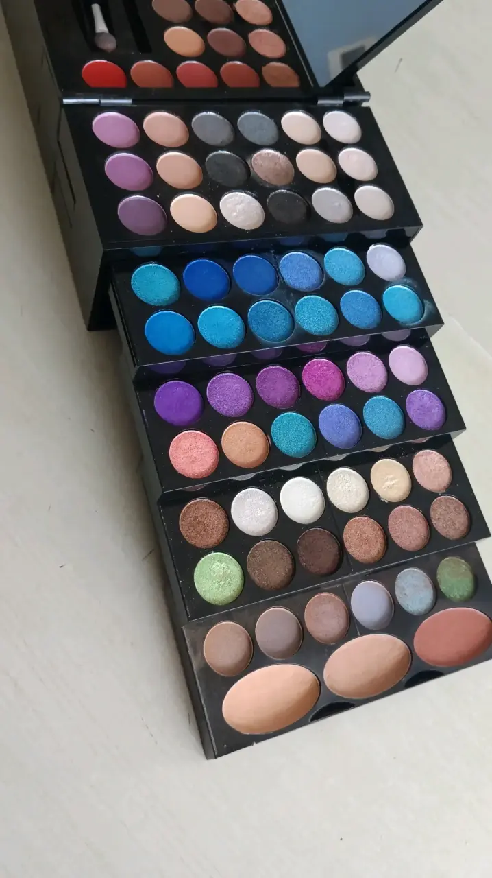 Paleta de maquillaje Glamfactor - 4
