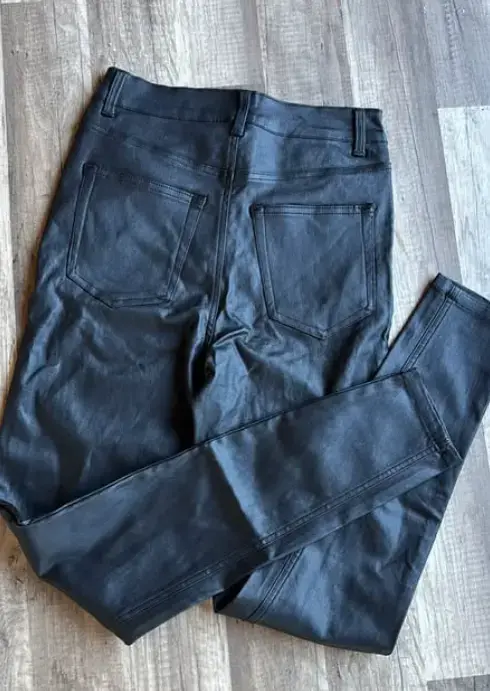 Pantalones ecocuero 38