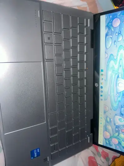 Notebook HP Pavilion i3 - miniatura 1
