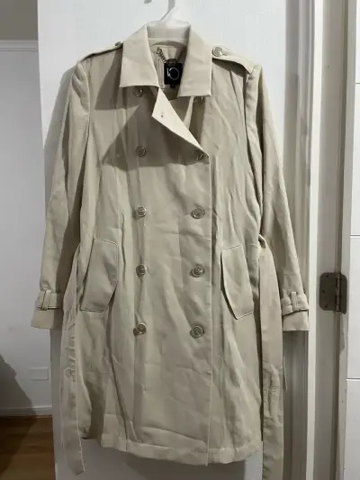 Abrigo beige de mujer IO talla 38 - miniatura 1