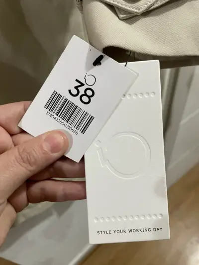 Abrigo beige de mujer IO talla 38 - miniatura 4