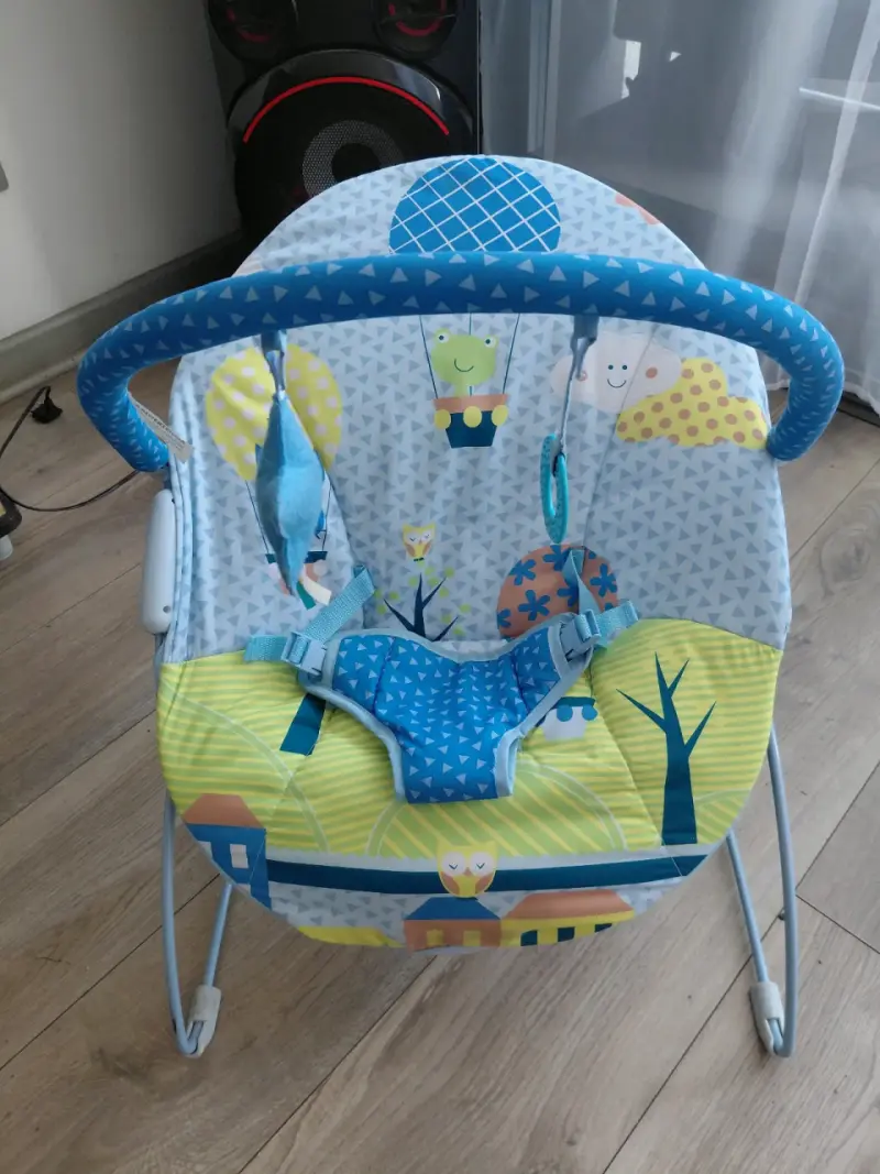 Silla mecedora para bebé - 1