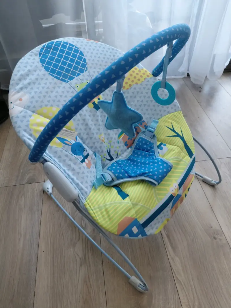 Silla mecedora para bebé - 2