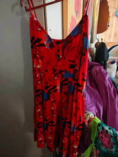 Vestido rojo con estampado abstracto Mossimo - miniatura 1