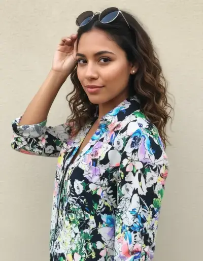 Blusa veraniega floral multicolor - miniatura 2