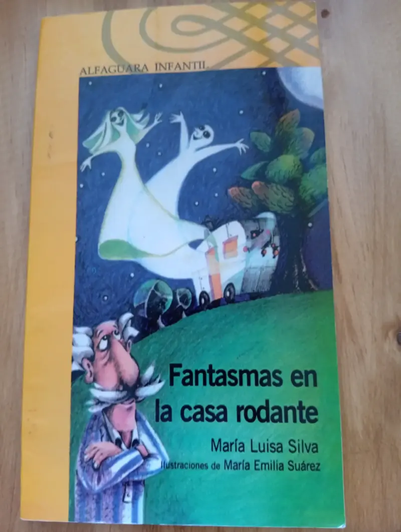 Libro Fantasmas en la casa rodante - 1