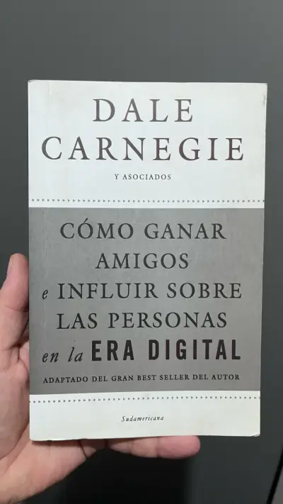 Libro  Cómo ganar amigos - Dale Carnegie - miniatura 1