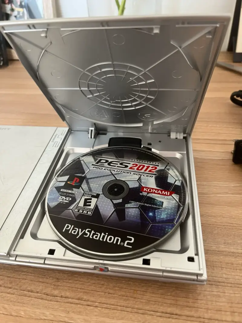 Play station 2 - 3