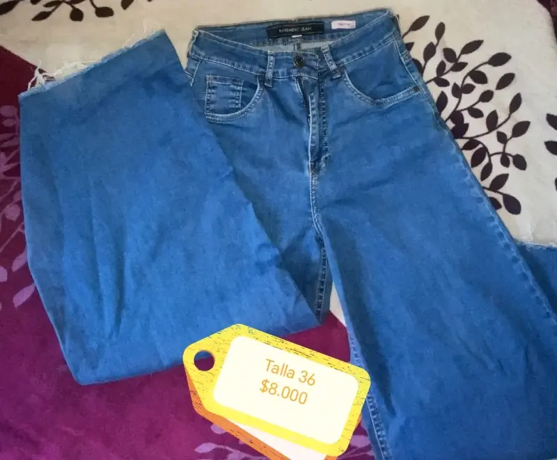 Jeans 8.000 c/u - 4