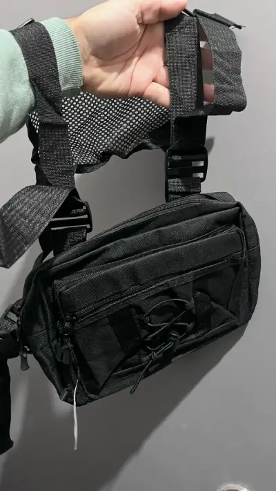 Bolso táctico negro ajustable - miniatura 2