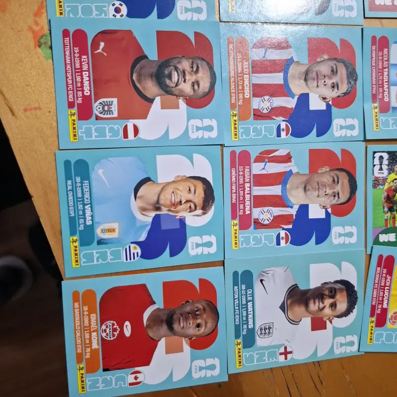 Lote de estampillas de fútbol - 3