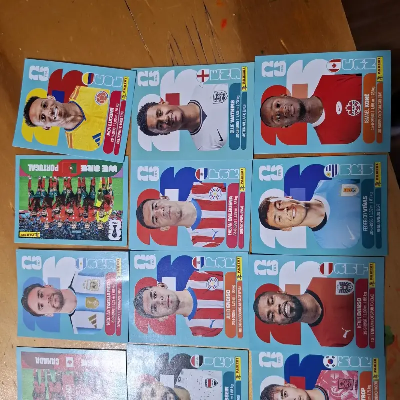 Lote de estampillas de fútbol - 4