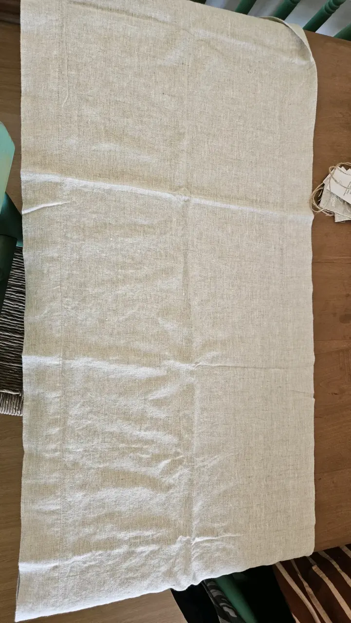 Servilletas y camino de mesa beige lino - 1