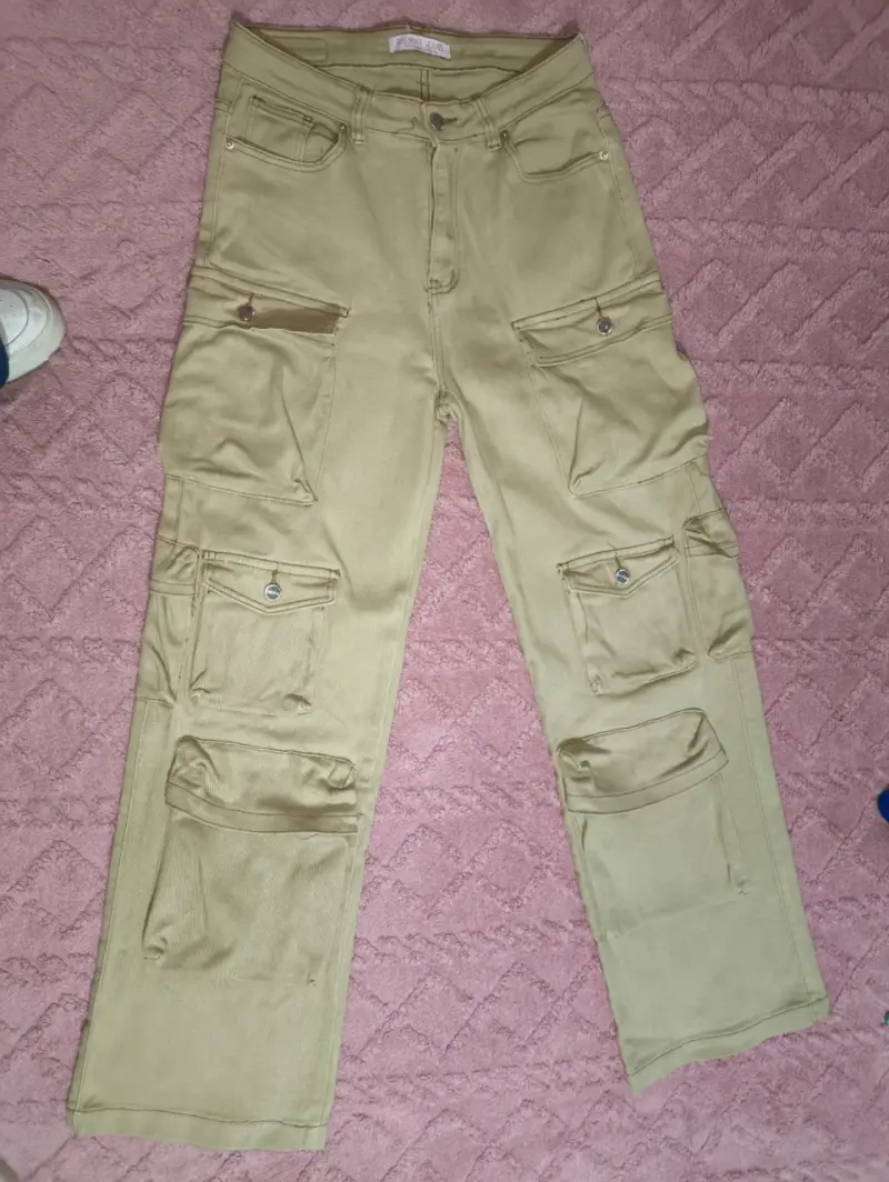 Pantalones cargo beige mujer - 2