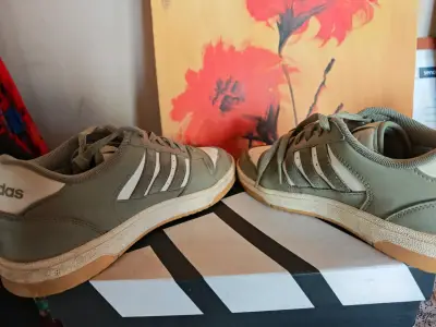 Zapatillas Adidas verdes grisáceo - miniatura 5