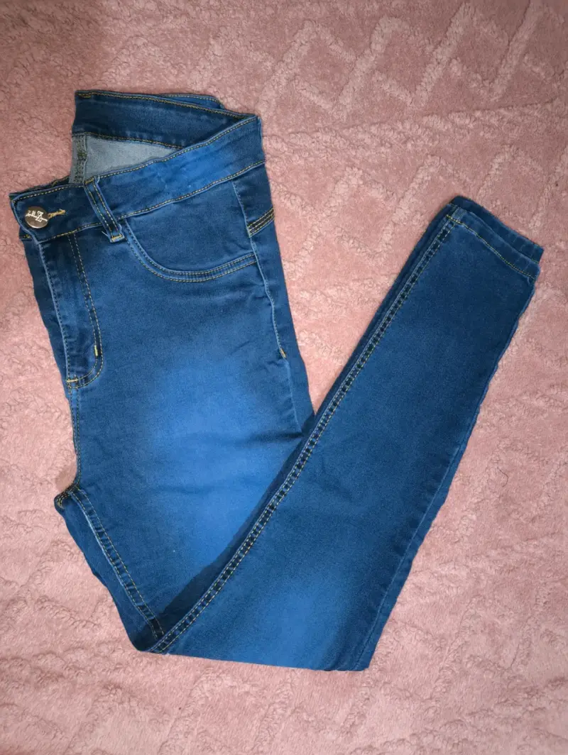 Jeans azul ajustado para mujer - 2