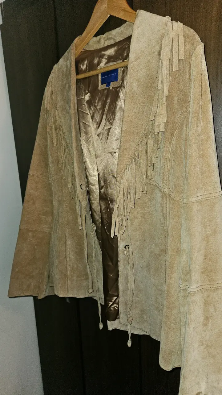 Chaqueta de gamuza con flecos beige - 6