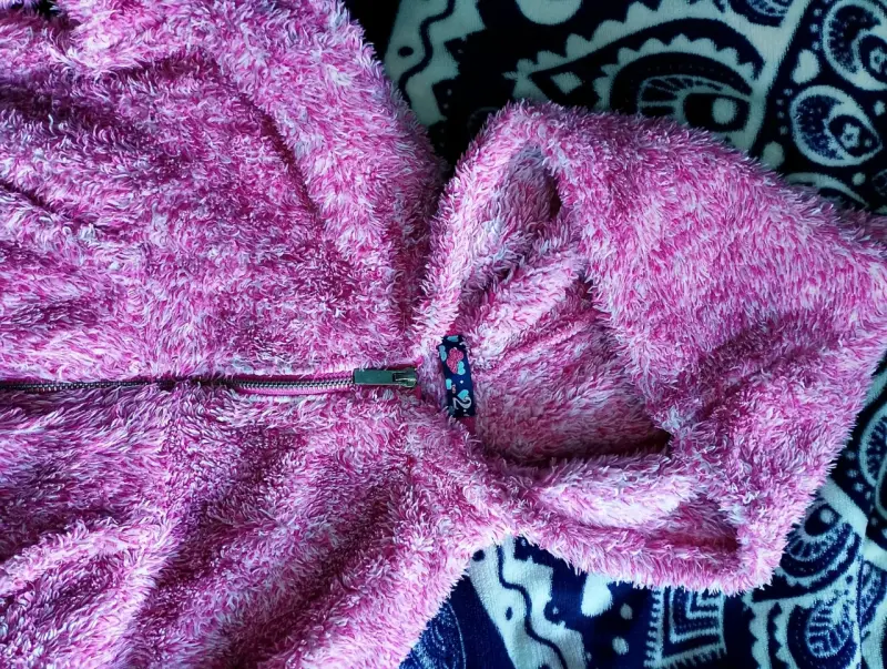 Peludito rosado con capucha - 2