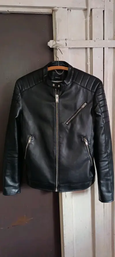 Chaqueta de hombre Basement talla S en perfectas c - miniatura 1