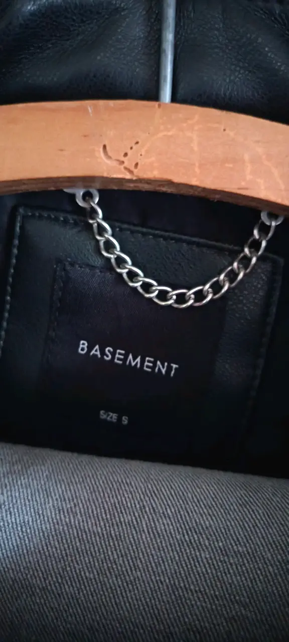 Chaqueta de hombre Basement talla S en perfectas c - 2
