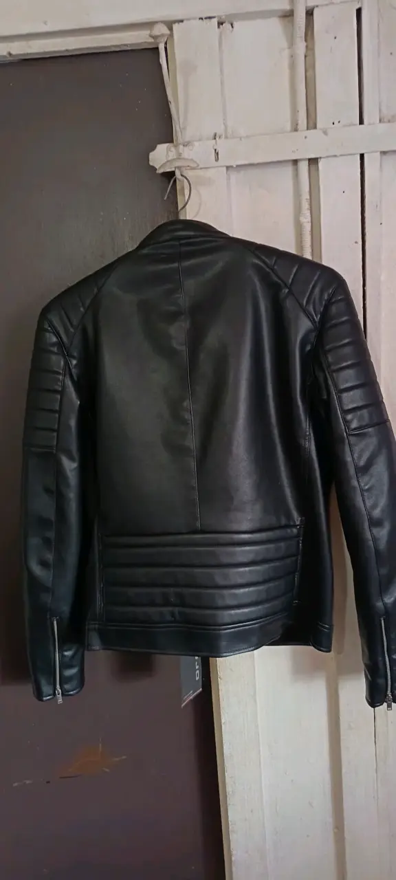 Chaqueta de hombre Basement talla S en perfectas c - 3