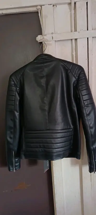 Chaqueta de hombre Basement talla S en perfectas c - miniatura 3