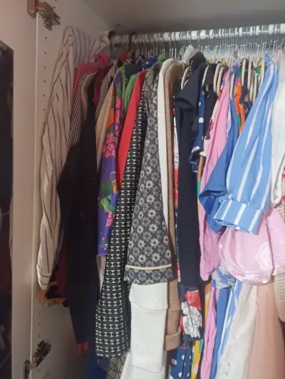 Lote de vestidos variados - miniatura 2