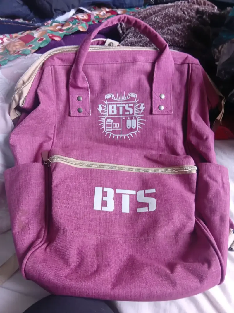 Mochila rosa BTS