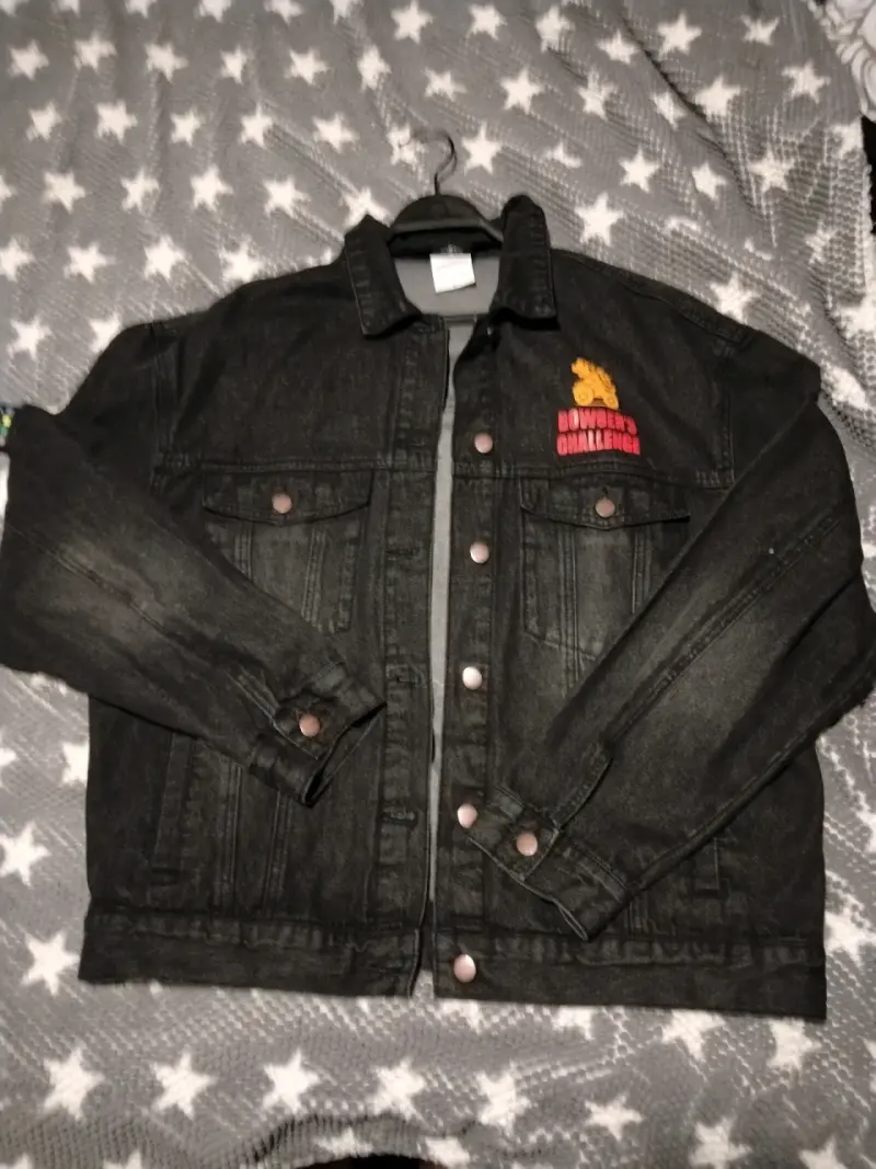 Chaqueta de mezclilla negra Bowser's Challenge - 1