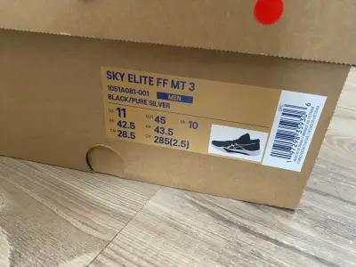 Zapatillas deportivas Asics negras - miniatura 4