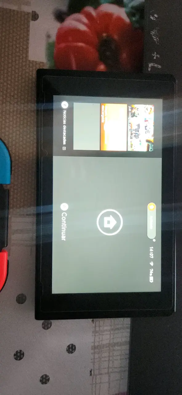 Nintendo Switch - 4