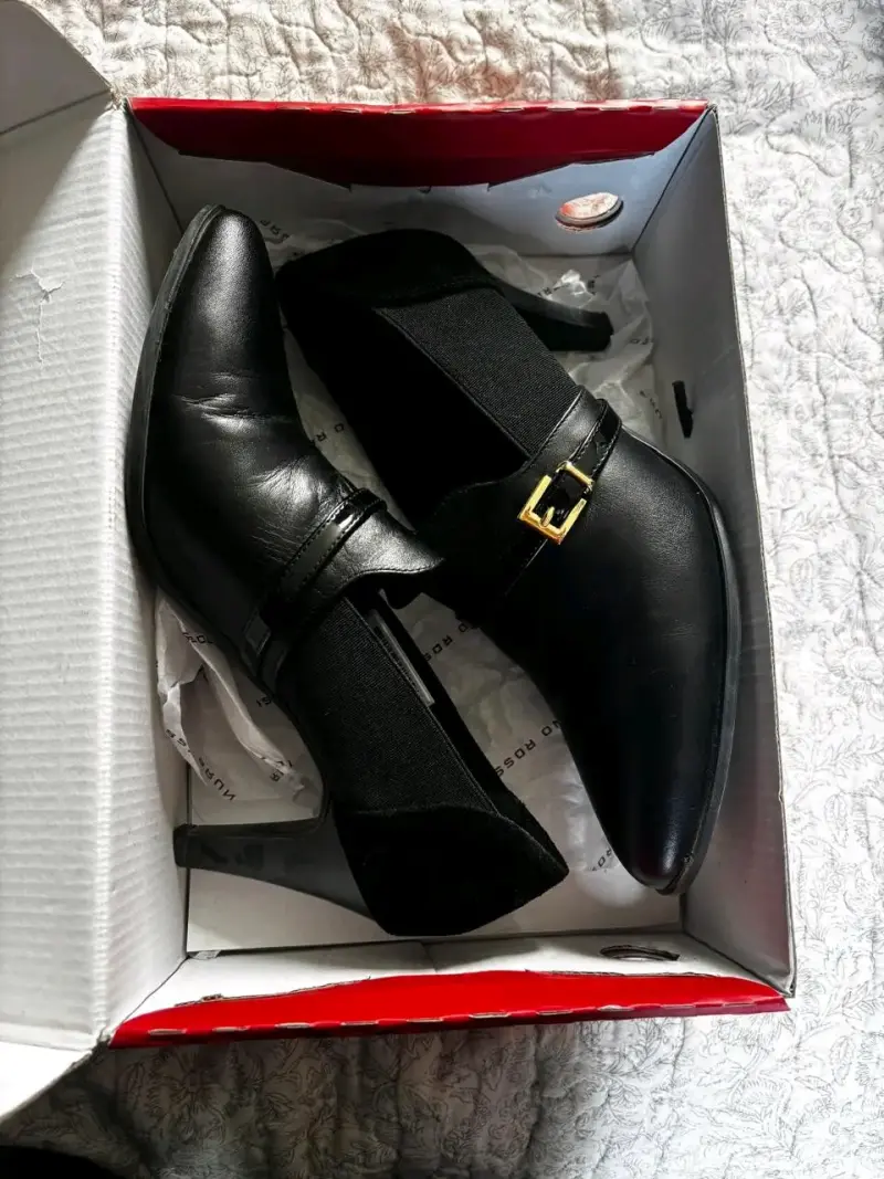Botines negros con hebilla - 3