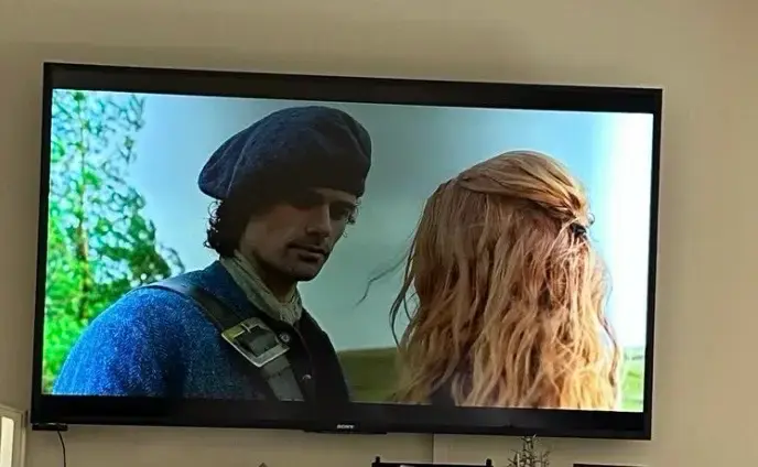 Televisor Sony pantalla plana 70’