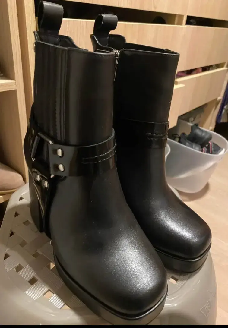 Botines zappa cuero 35 nuevos - 2