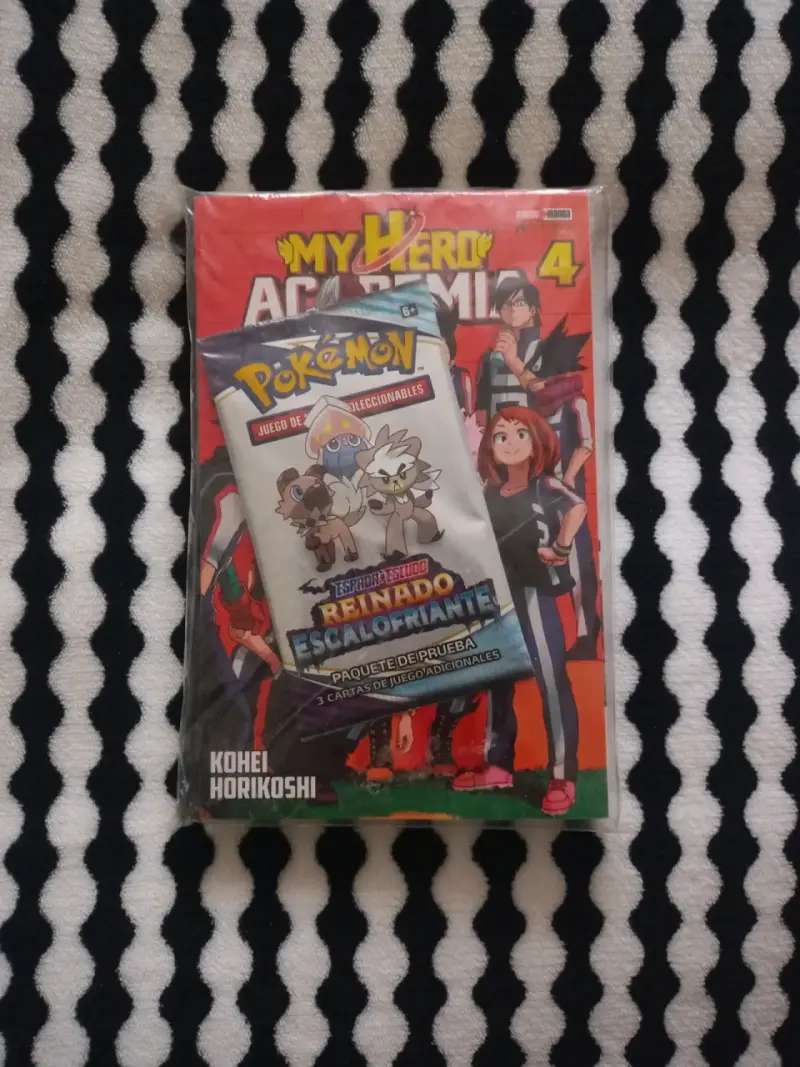 Pack My Hero Academia tomo 4 y cartas Pokémon - 1