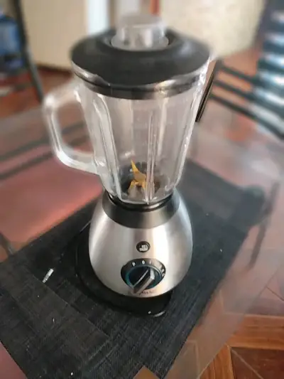 Licuadora Thomas con vaso de vidrio - miniatura 3