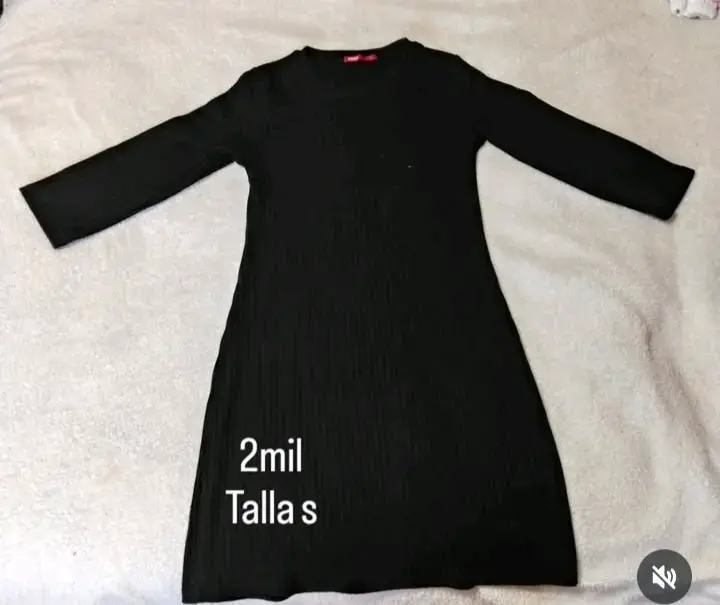 Vestido negro manga larga