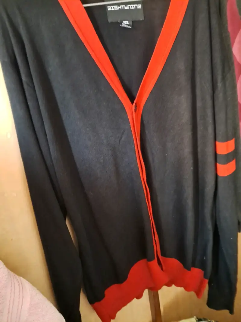 Cardigan negro y rojo h0mbre xxl - 1