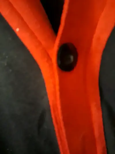 Cardigan negro y rojo h0mbre xxl - miniatura 4