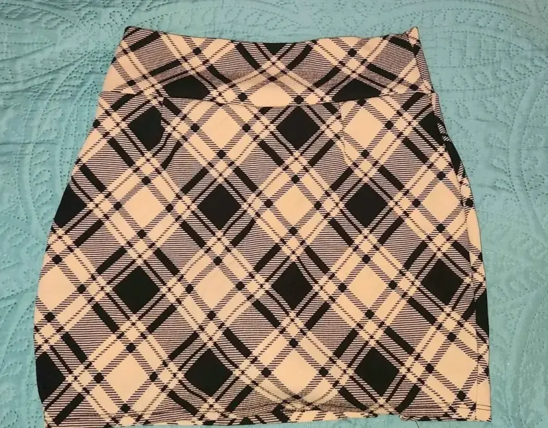 Falda corta a cuadros