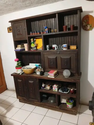 Mueble de madera rústico - miniatura 2