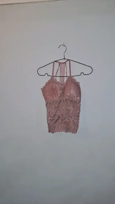 Tops de encaje elegante - miniatura 2