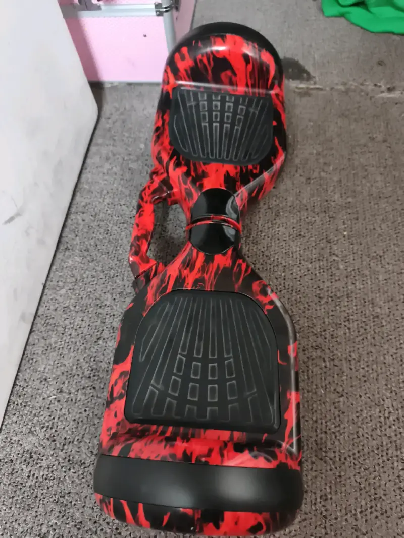 Hoverboard rojo con diseño llamas - 1