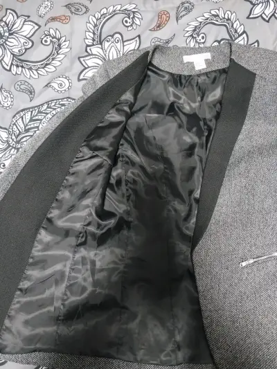 Blazer gris con detalle negro - miniatura 4